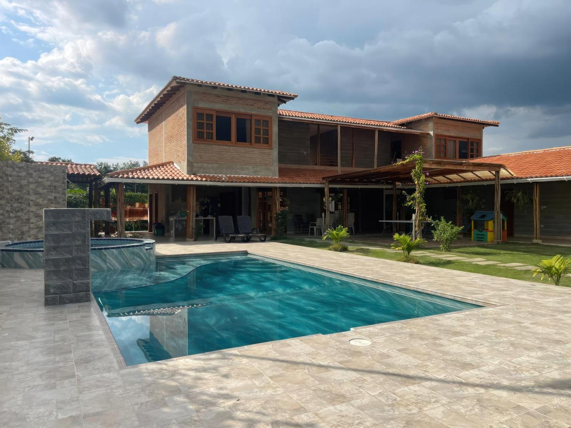 Finca Hotel Casa Lupe En Santa Elena El Cerrito Екстер'єр фото